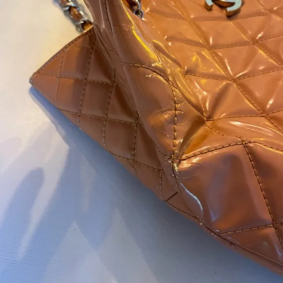 CHANEL North South in The Business Tote - Picture 5 of 16